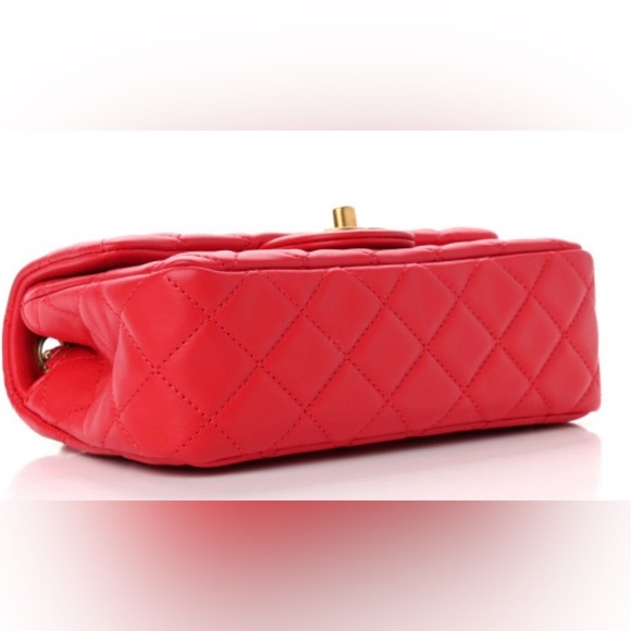 Chanel Pearl Crush - Picture 16 of 17